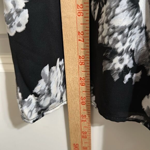 LORD & TAYLOR DESIGN LAB BOHO COTTAGECORE FLORAL LONG SLEEVE ROMPER POCKETS M - Picture 14 of 16